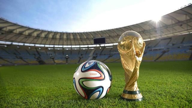 战报05:00美联 哥伦布机员2-1洛杉矶FC 05:00阿超 戈多伊克鲁斯1-1普拉坦斯05:00智甲 哥比亚普2-0伊瓦顿05:00智甲 麦哲伦2-3科金博05:00智甲 奥希金斯0-1帕勒斯蒂诺05:00智甲 智利大学3-1纽柏莱斯05:00智甲 拉卡莱拉联0-3智利天主大学06:30乌拉甲 蒙得维的亚利物浦0-0佩纳罗尔09:00阿超 河床0-0罗萨里奥中央04:30葡超 波尔图3-1卡萨皮亚04:00法甲 巴黎圣日耳曼2-1南特03:45意甲 国际米兰4-0乌迪内斯今日焦点战预告12:00澳超 阿德莱德联vs布里斯班狮吼，上一轮惜败，澳超哀兵阿德莱德联能否借助主场之利迎来反弹？ 14:00澳超 西悉尼流浪者vs墨尔本胜利，近六场比赛3胜3平保持不敌，西悉尼流浪者能否延续不败金身？ 22:00英超 埃弗顿vs切尔西，埃弗顿近期拿下两连胜，此番能否一鼓作气拿下切尔西实现三连胜？22:30德甲 斯图加特vs勒沃库森，面对本赛季表现强势的勒沃库森，近期战绩出色的斯图加特能否全身而退？00:30英超 托特纳姆热刺vs纽卡斯尔联，已连续5轮不胜的热刺能否借助主场之利拿下伤兵满营的纽卡？ 事件18场16球！